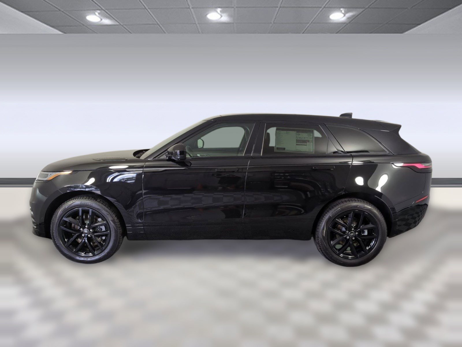 Certified 2026 Land Rover Range Rover Velar Dynamic SE image 2