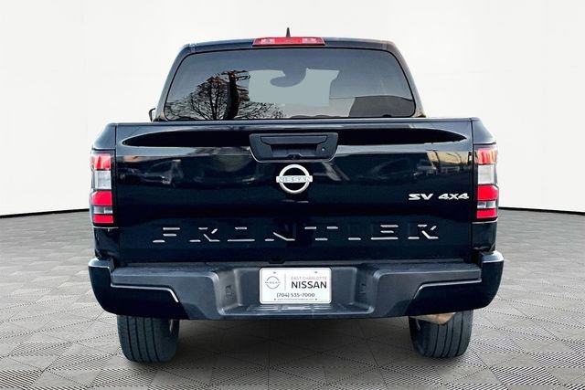 Used 2023 Nissan Frontier SV image 6