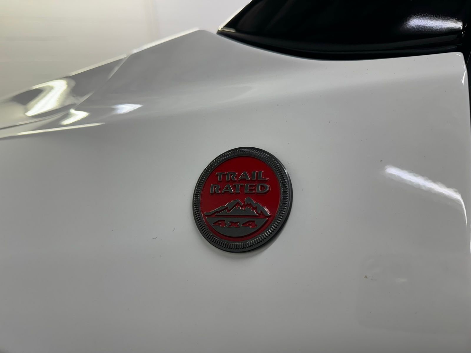 Used 2024 Jeep Compass Trailhawk w/ Trailhawk Convenience Group image 8