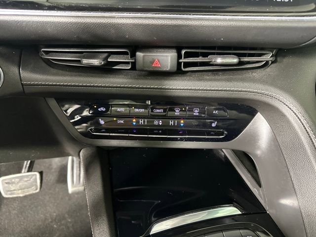 Used 2023 Buick Envision Essence w/ Sport Touring Package image 23