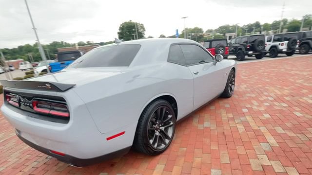 Used 2021 Dodge Challenger R/T Scat Pack RWD image 9