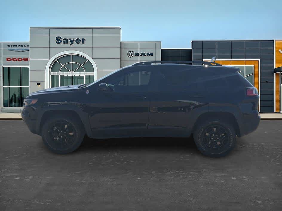 Used 2023 Jeep Cherokee Trailhawk w/ Trailer Tow Group AWD/4WD image 4