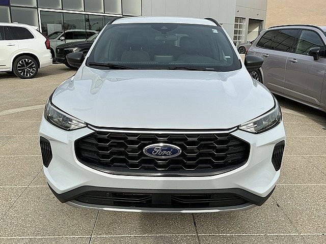 Used 2025 Ford Escape ST-Line image 12
