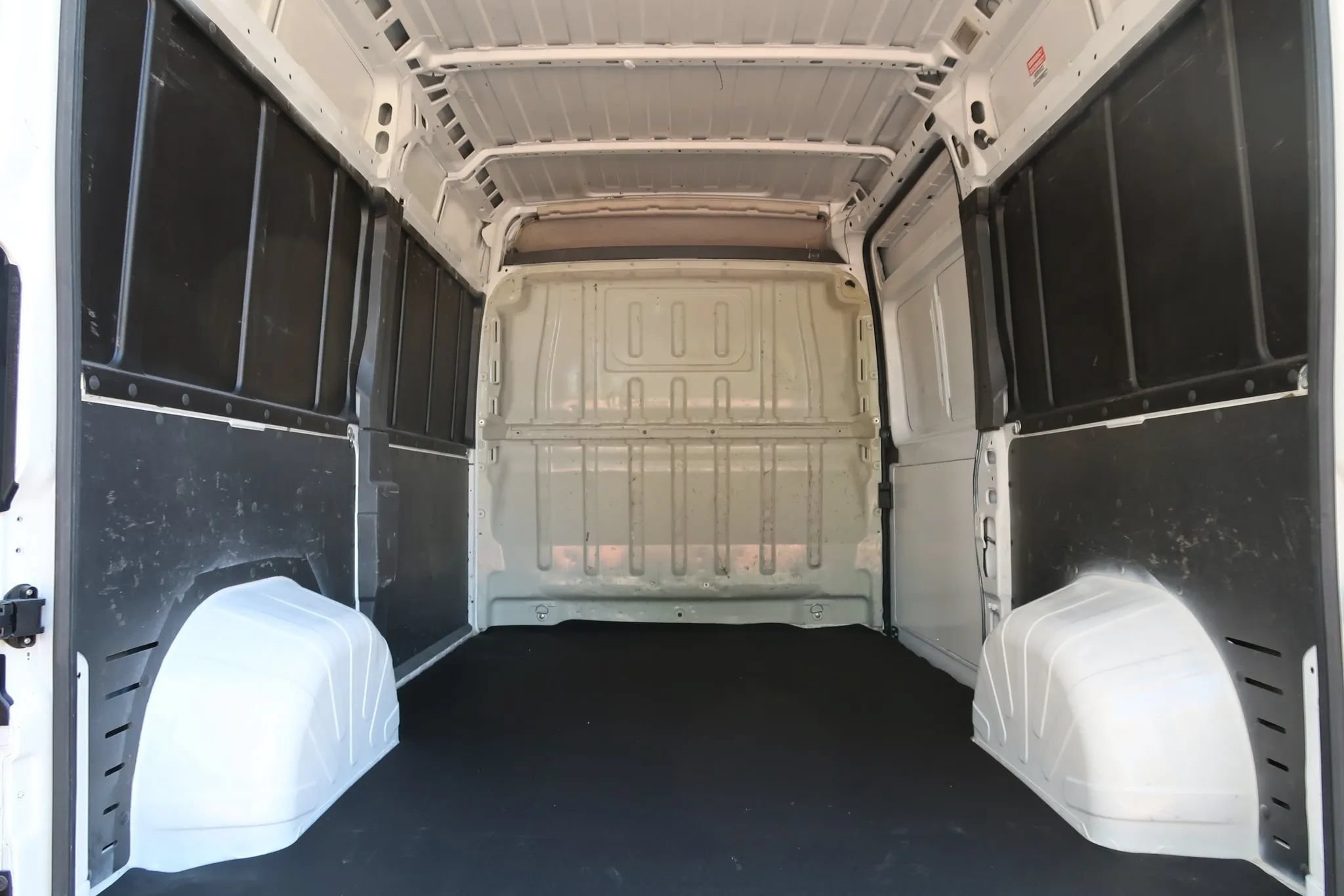 Used 2019 RAM ProMaster 2500 FWD image 12