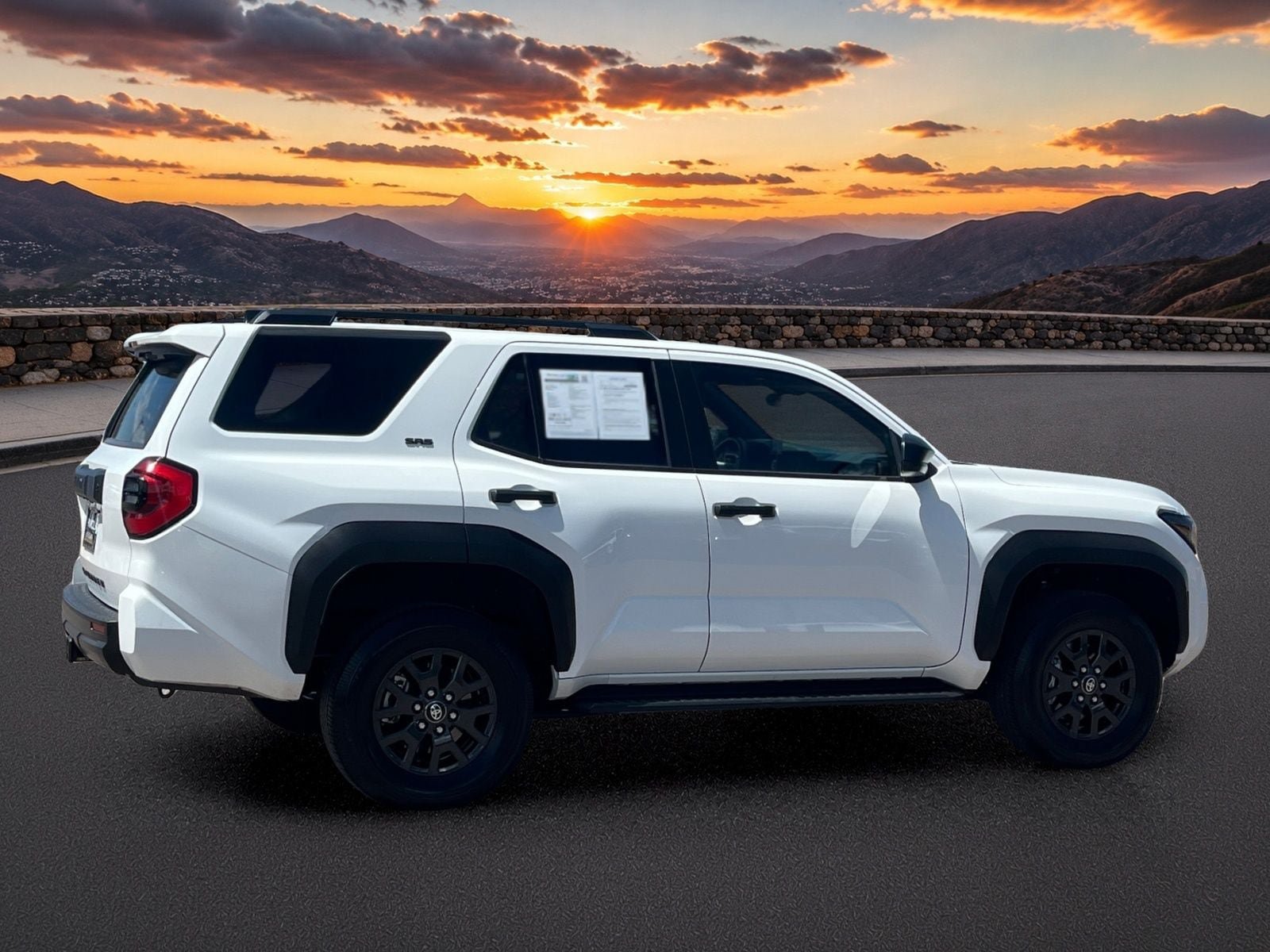 Used 2025 Toyota 4Runner SR5 AWD/4WD image 5