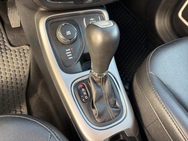 Used 2019 Jeep Compass Latitude w/ Popular Equipment Group AWD/4WD image 28