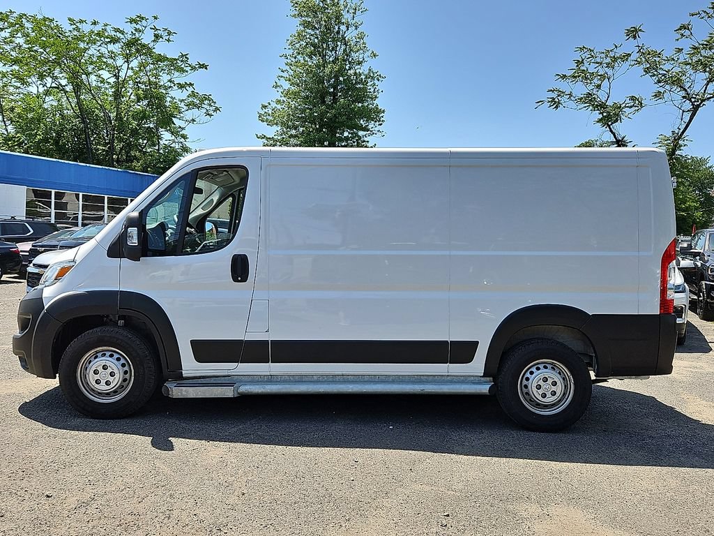 Used 2025 RAM ProMaster 2500 w/ U-Haul Equipment Group FWD image 4