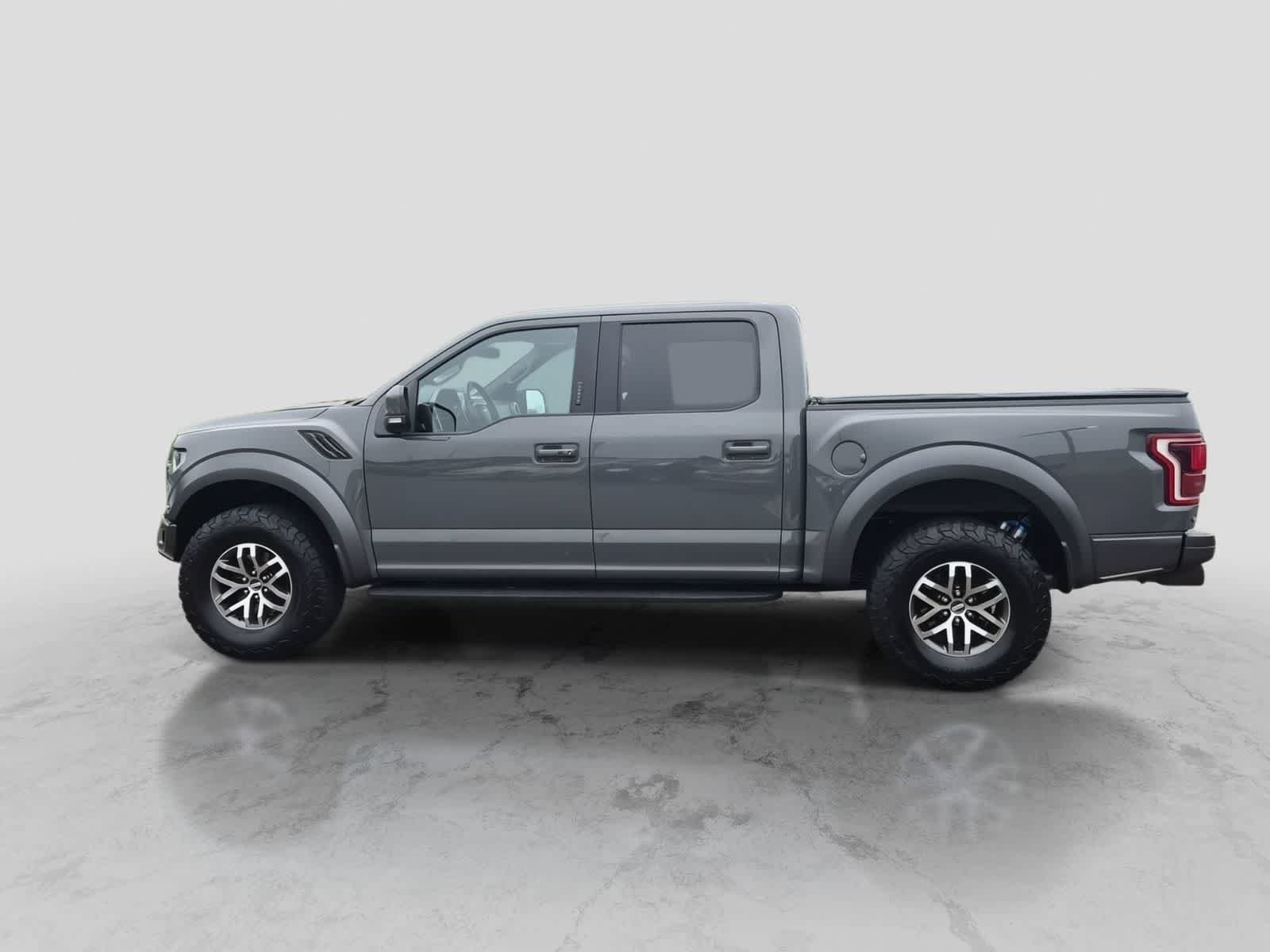 Used 2018 Ford F150 Raptor w/ Equipment Group 802A Luxury AWD/4WD image 5