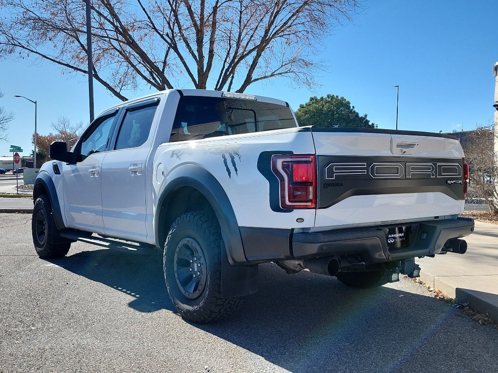 Used 2018 Ford F150 Raptor w/ Equipment Group 802A Luxury image 8