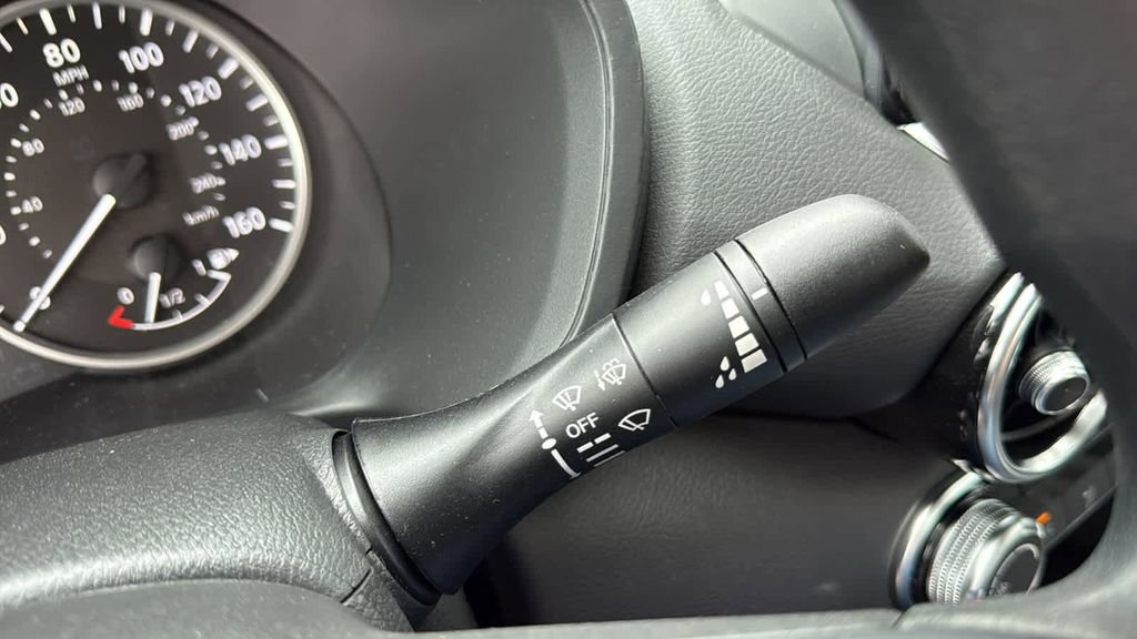 Used 2025 Nissan Sentra S image 13