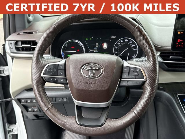 Used 2022 Toyota Sienna Platinum AWD/4WD image 19