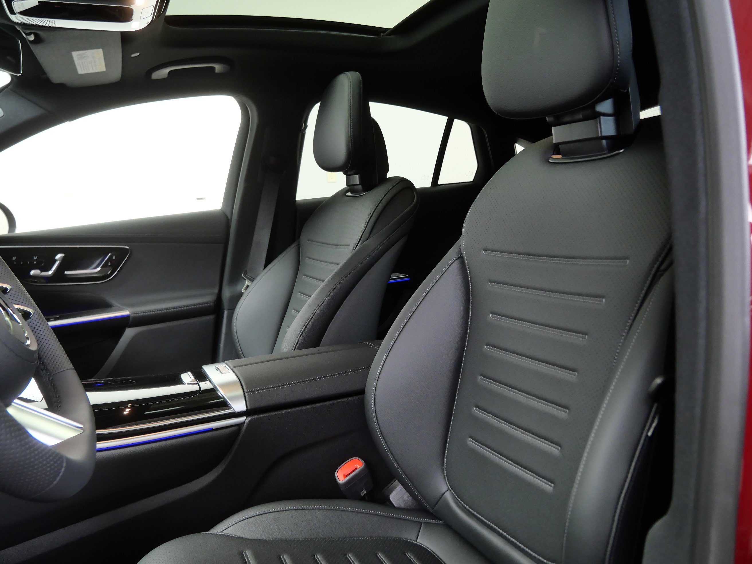New 2026 Mercedes-Benz GLC 300 4MATIC image 8