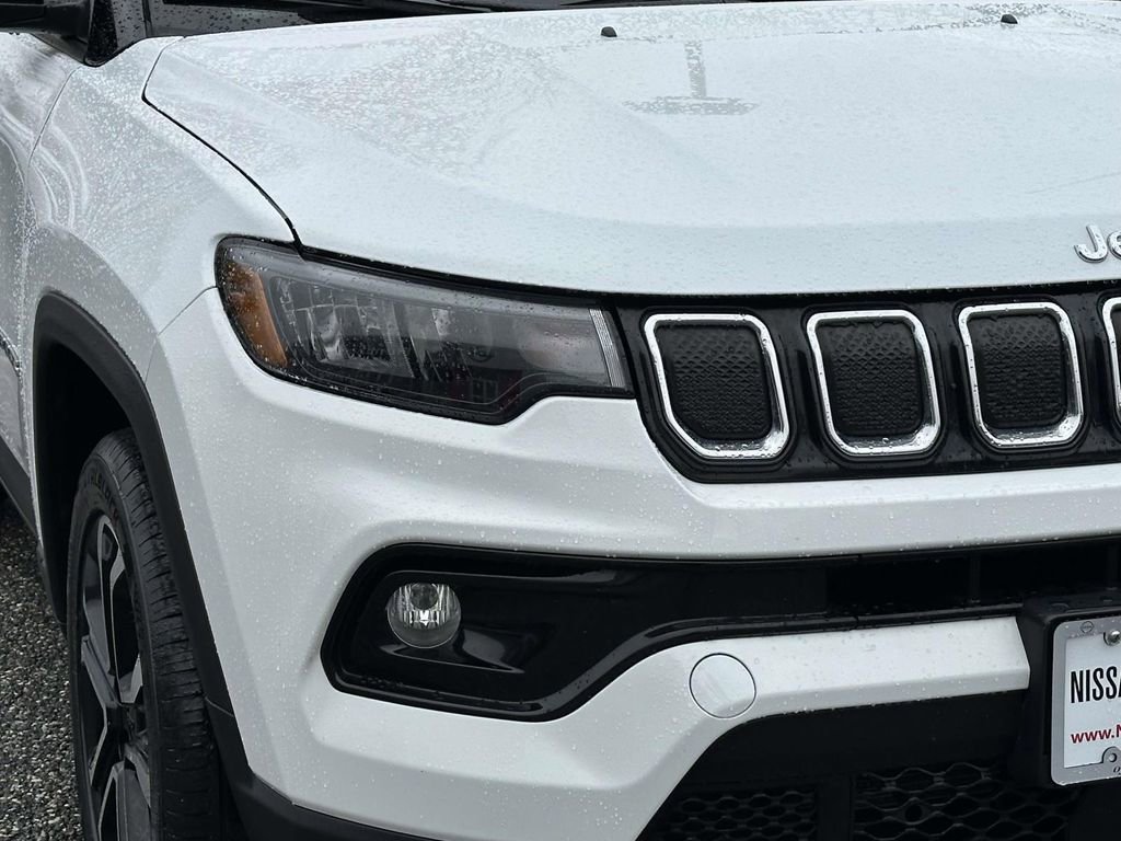 Used 2022 Jeep Compass Limited image 10