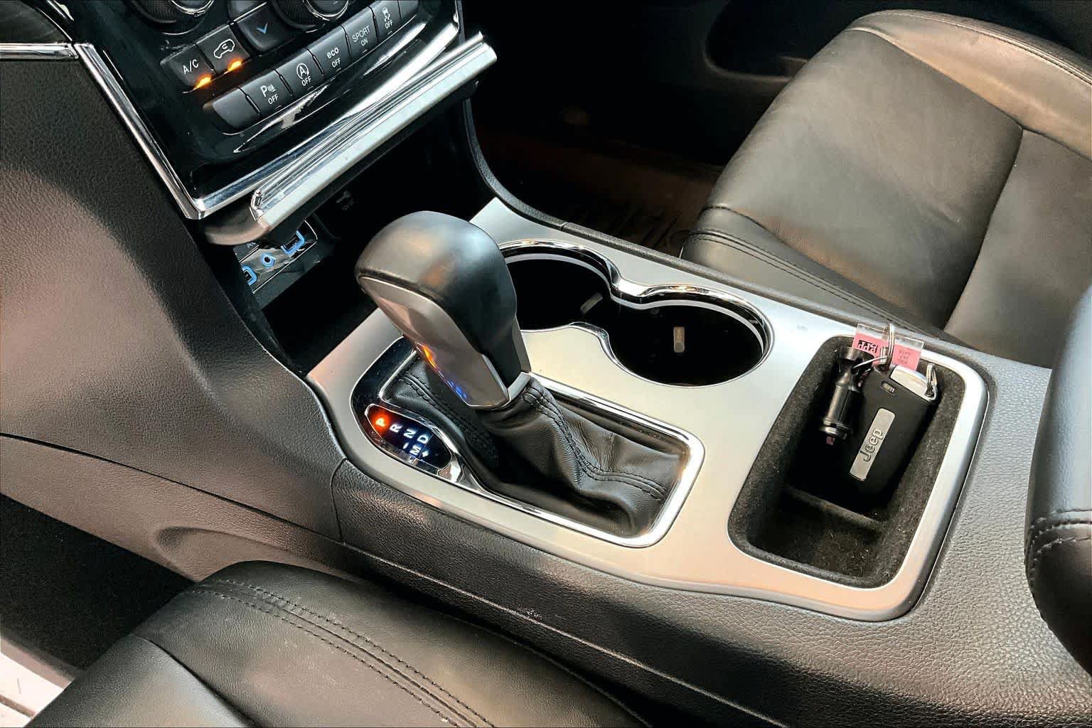 Used 2021 Jeep Grand Cherokee Limited RWD image 18