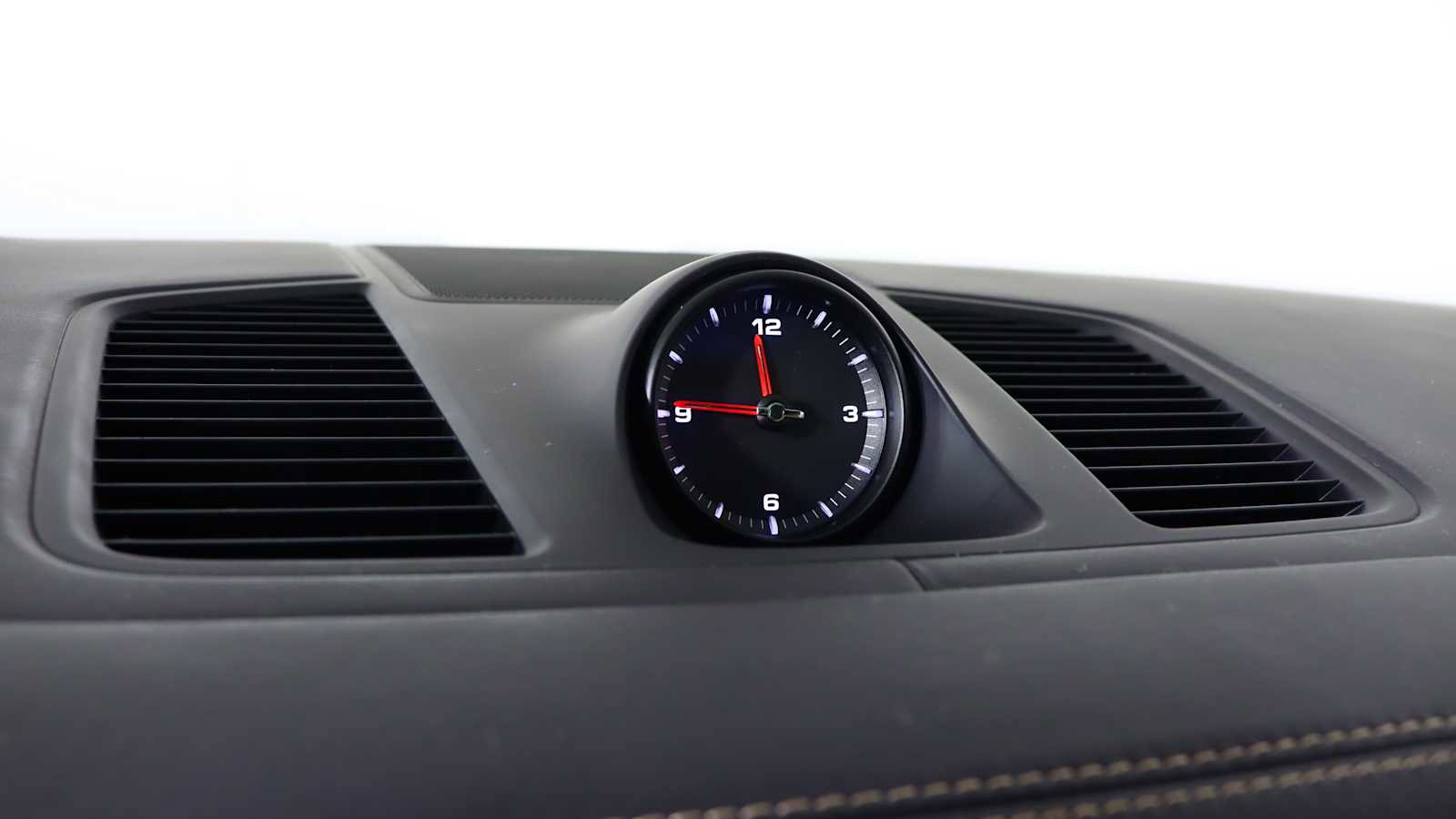 Used 2023 Porsche Cayenne GTS image 26