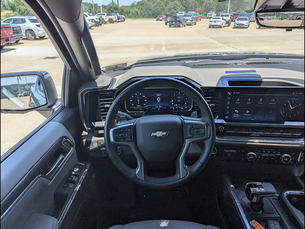 Used 2023 Chevrolet Silverado 1500 LTZ w/ Technology Package AWD/4WD image 3