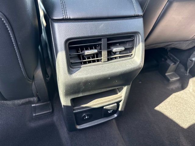 Certified 2024 Ford Edge SEL w/ Convenience Package image 16