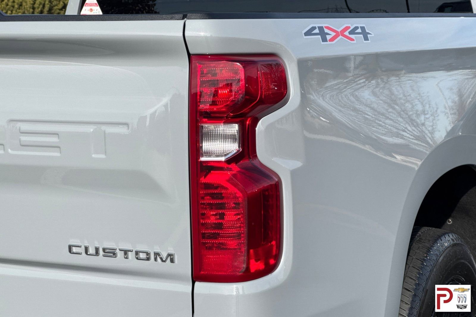 Certified 2024 Chevrolet Silverado 1500 Custom image 32