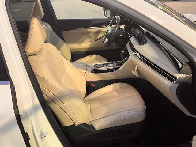 Certified 2023 INFINITI QX60 Pure image 8