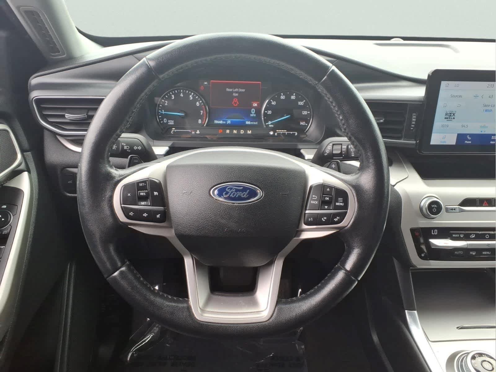 Used 2020 Ford Explorer XLT w/ Equipment Group 202A AWD/4WD image 23