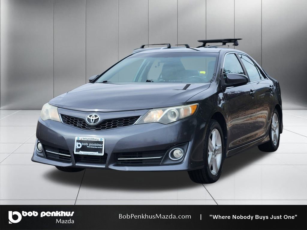 Used 2014 Toyota Camry SE FWD image 23