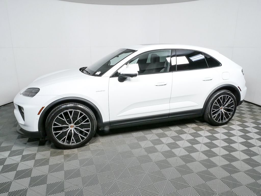 New 2026 Porsche Macan Electric image 2