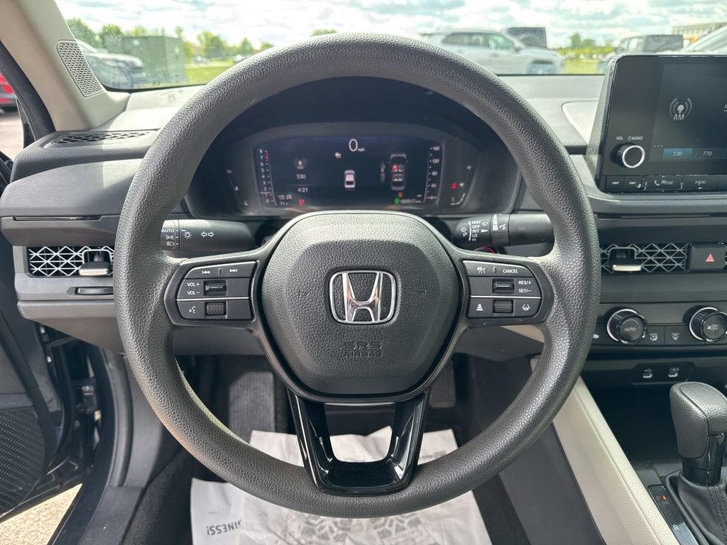 Used 2025 Honda Accord SE image 14