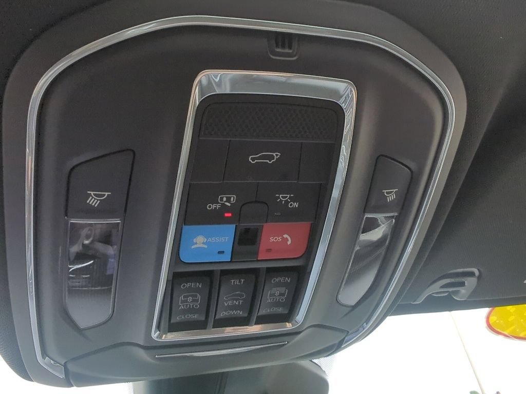 Used 2022 Jeep Wagoneer Series I w/ Premium Group I AWD/4WD image 24