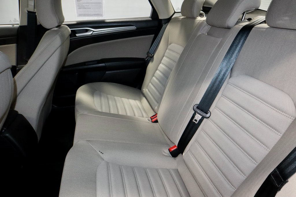 Used 2018 Ford Fusion S image 21