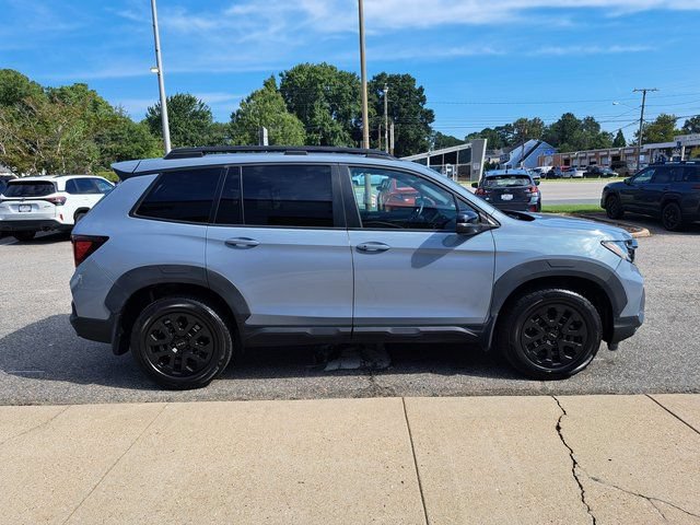 Used 2023 Honda Passport TrailSport image 7