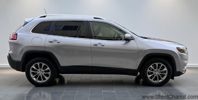 Used 2019 Jeep Cherokee Latitude Plus image 8