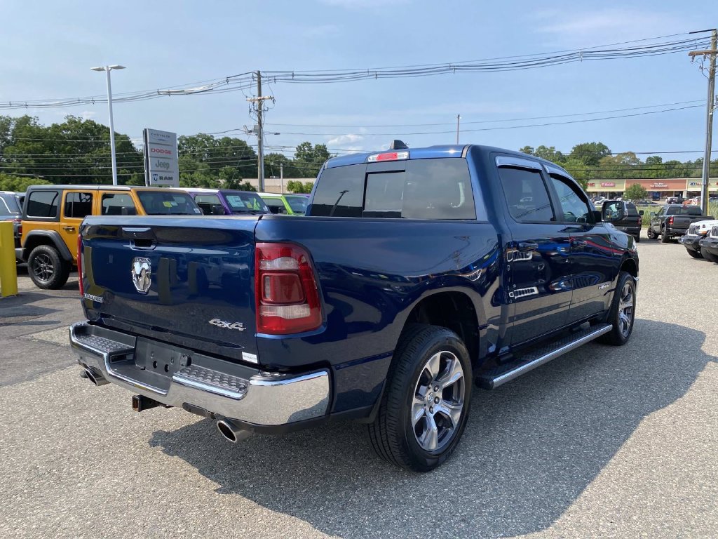 Used 2023 RAM 1500 Laramie AWD/4WD image 3