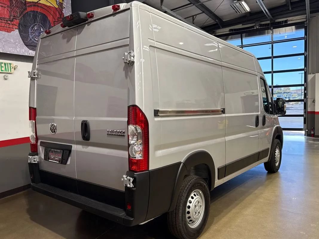Used 2026 RAM ProMaster 1500 w/ Safety Group FWD image 5