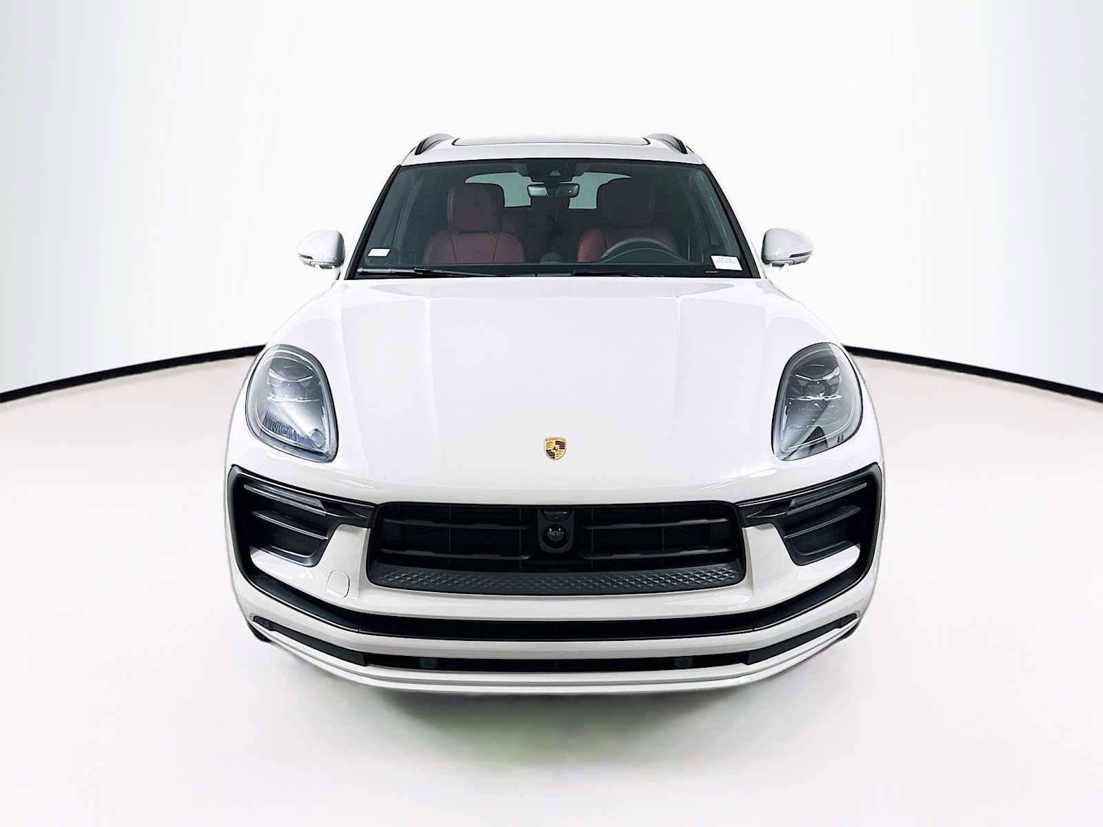 New 2026 Porsche Macan image 6