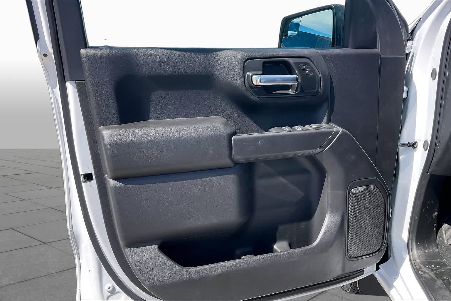 New 2026 Chevrolet Silverado 1500 Custom RWD image 10