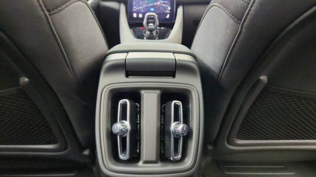 Used 2024 Polestar Polestar 2 image 50