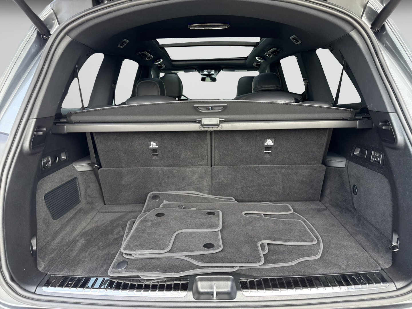 Certified 2025 Mercedes-Benz GLS 450 4MATIC image 12