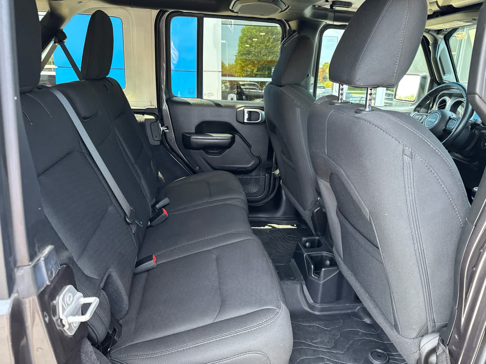 Used 2020 Jeep Wrangler Unlimited Sport S AWD/4WD image 5