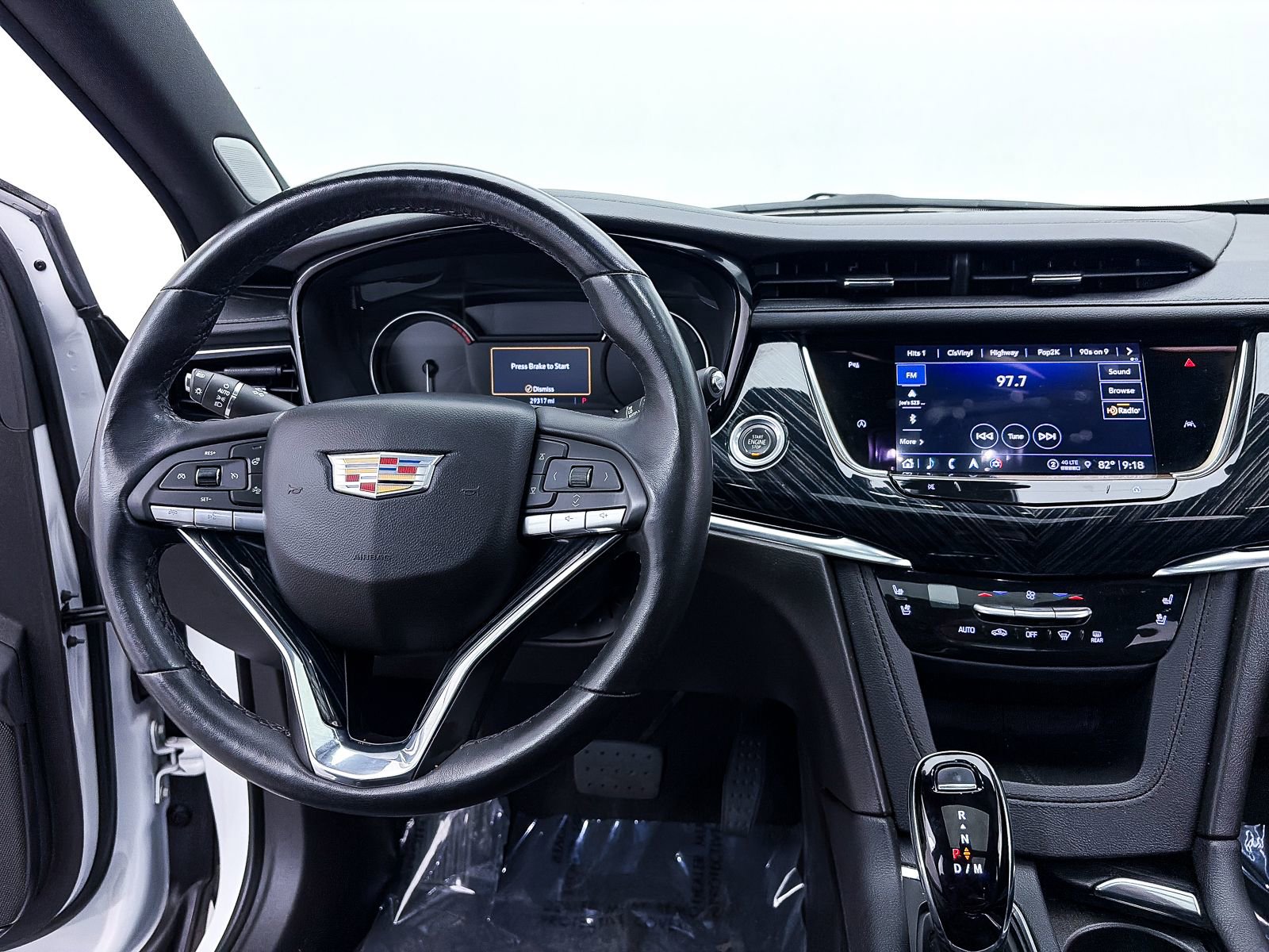 Used 2023 Cadillac XT6 Premium Luxury FWD image 5