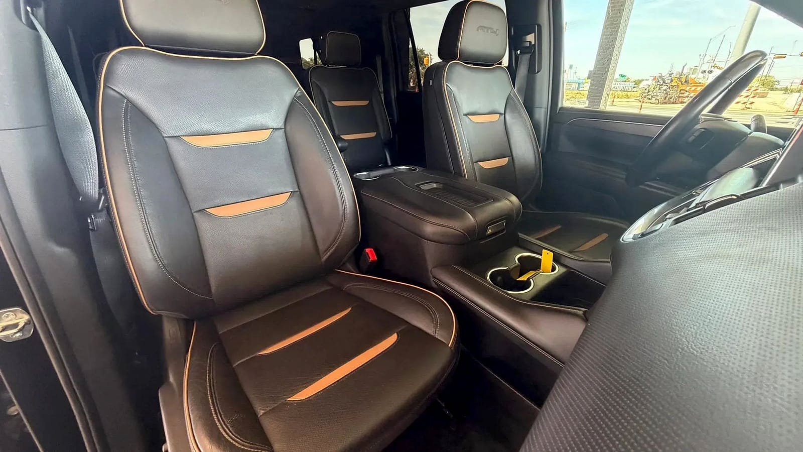 Used 2022 GMC Yukon XL AT4 w/ Max Trailering Package AWD/4WD image 19