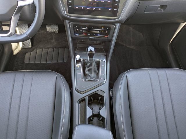 Certified 2023 Volkswagen Tiguan SE w/ Panoramic Sunroof Package FWD image 20