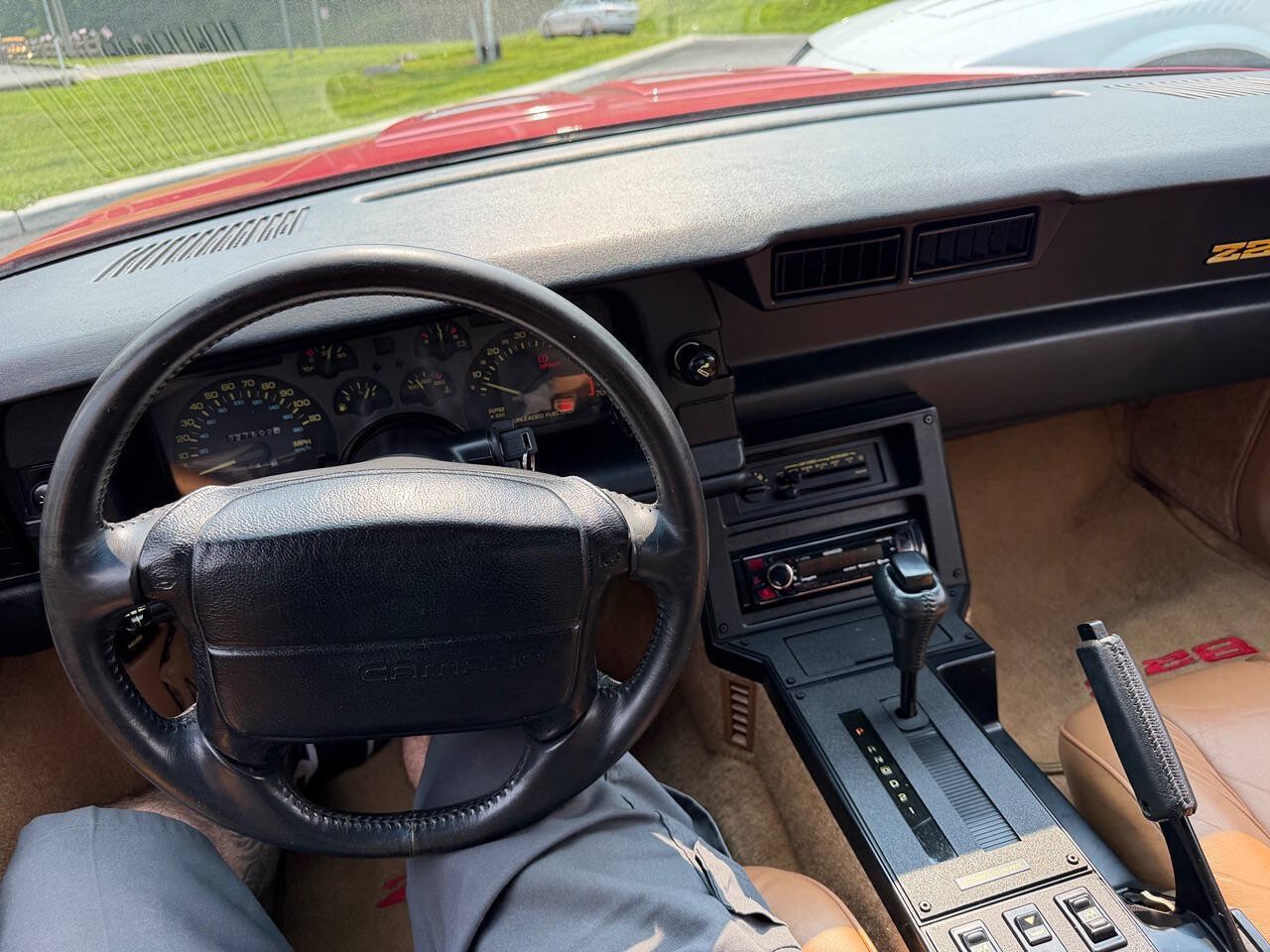 Used 1991 Chevrolet Camaro Z28 RWD image 18
