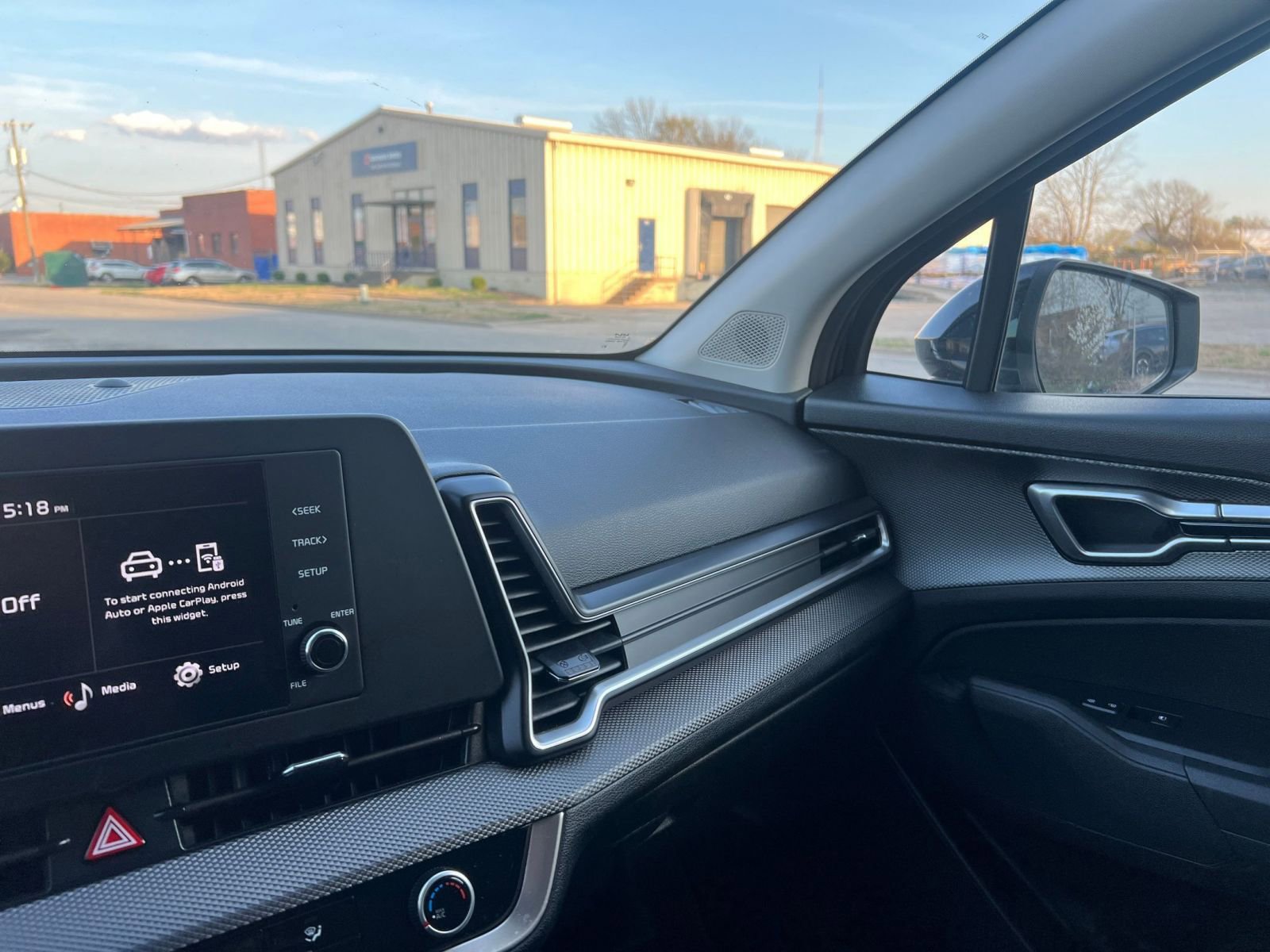 Used 2025 Kia Sportage LX image 34