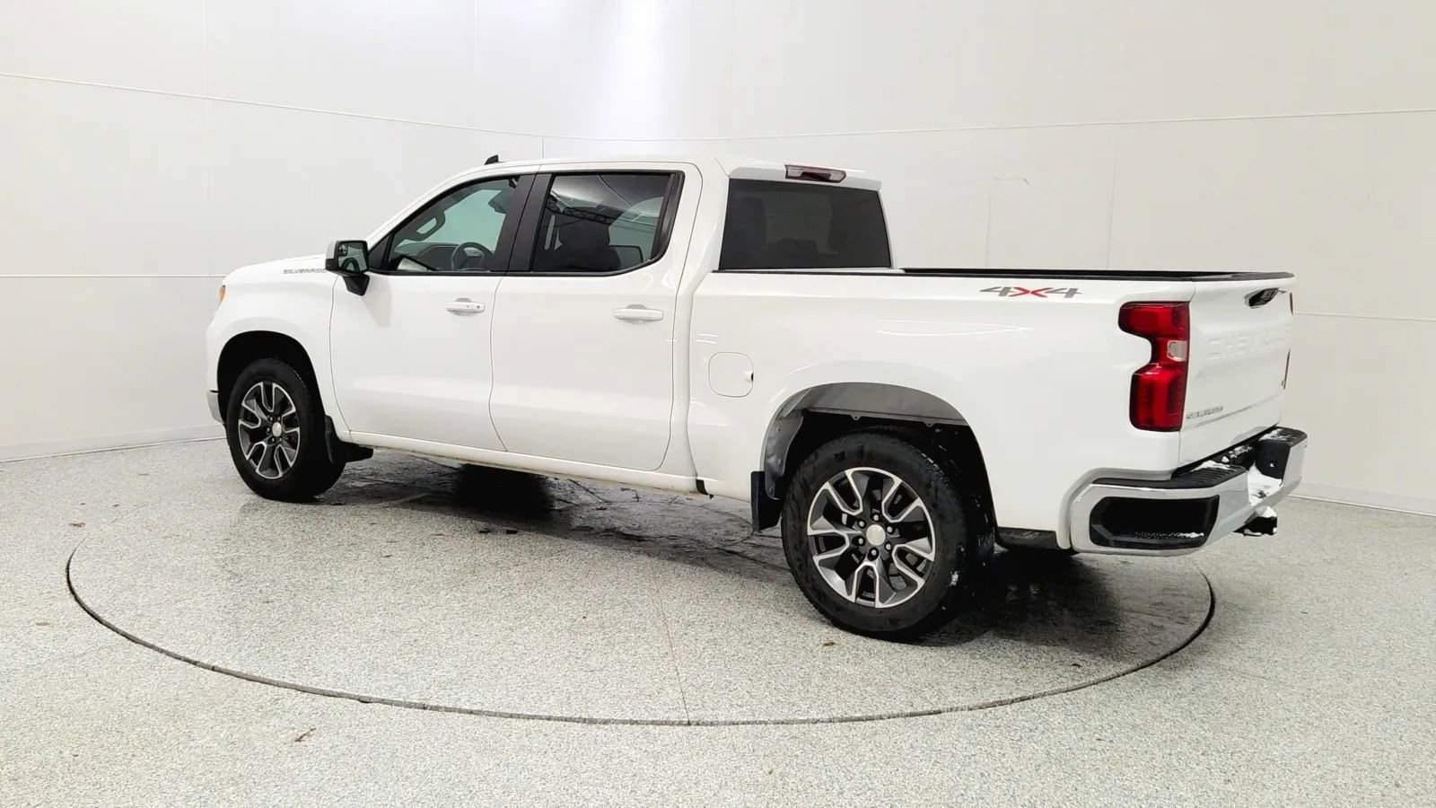 Used 2022 Chevrolet Silverado 1500 LT image 5