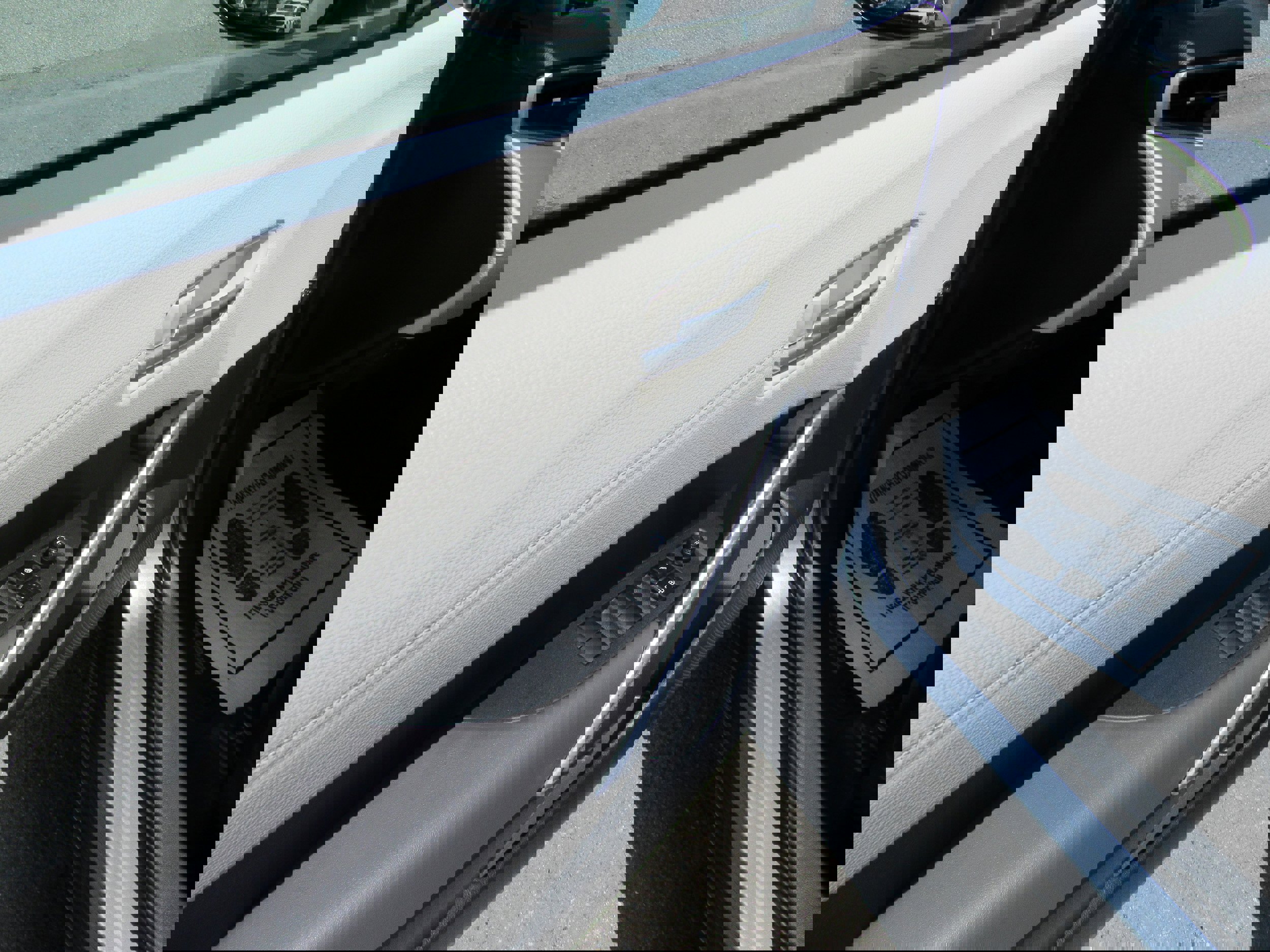 Used 2022 Toyota Corolla Cross XLE image 18