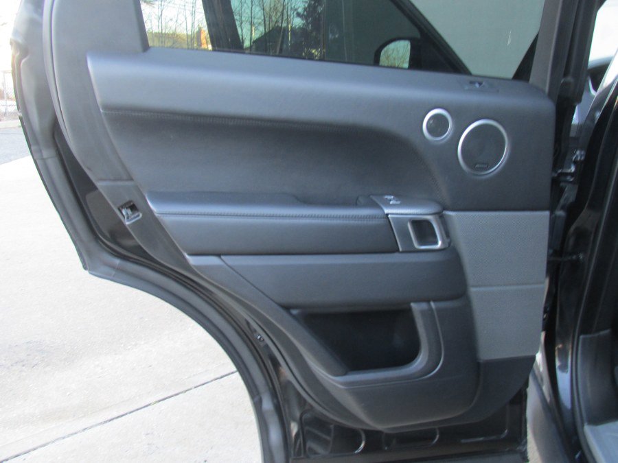 Used 2016 Land Rover Range Rover Sport SVR image 66