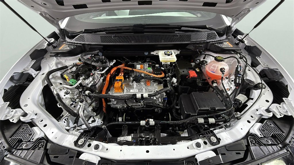 Used 2025 Chevrolet Equinox EV LT image 39