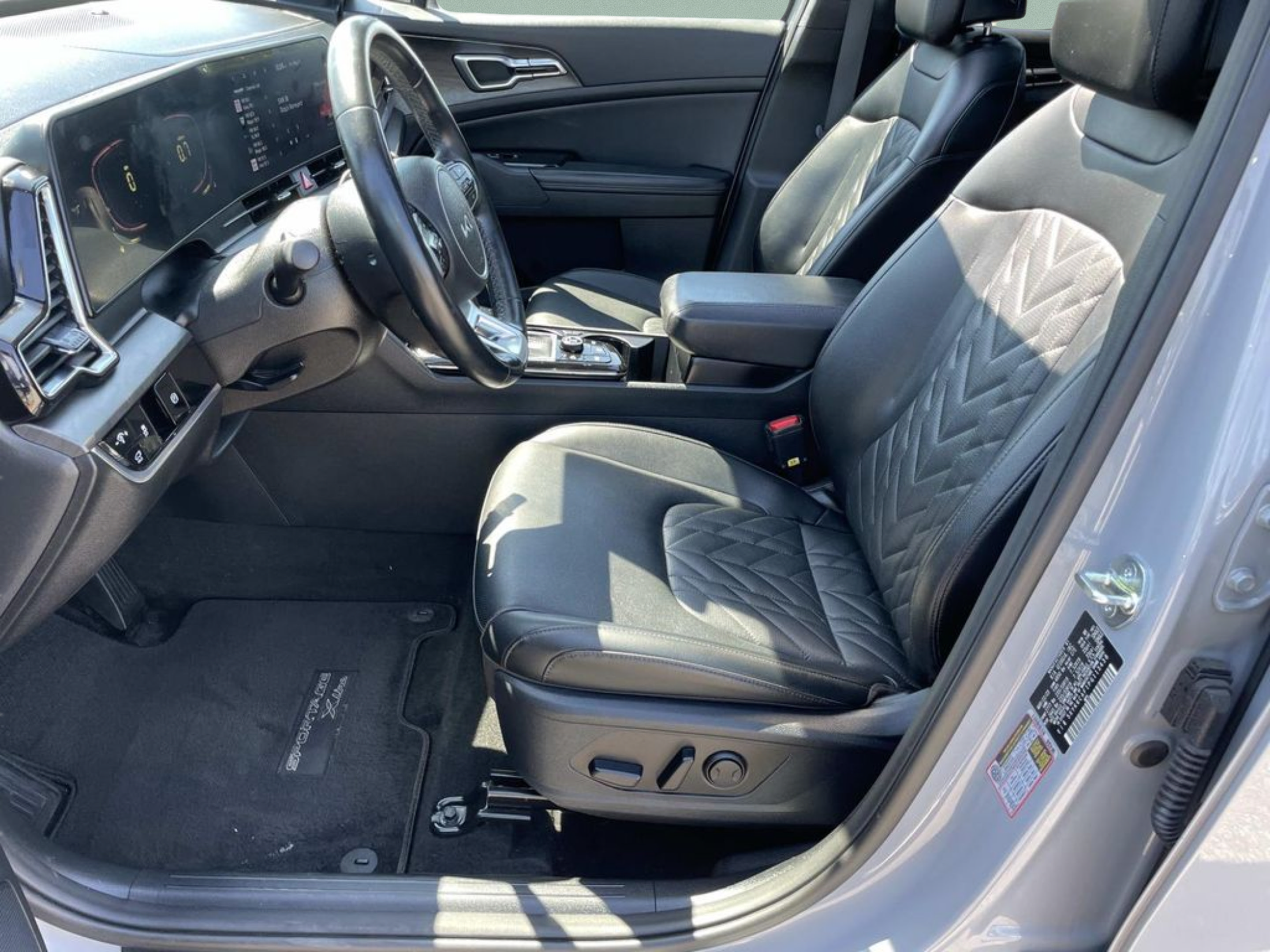 Used 2023 Kia Sportage X-Line w/ X-Line Premium Package AWD/4WD image 19