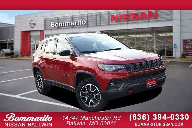 Used 2025 Jeep Compass Trailhawk