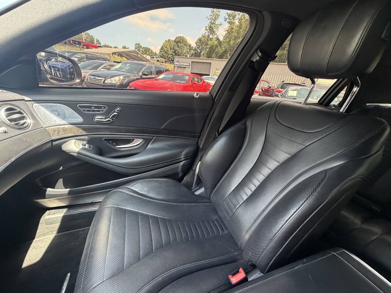 Used 2019 Mercedes-Benz S 560 4MATIC Sedan image 16